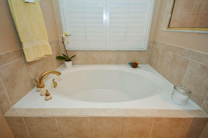8395 Southwest Snapdragon Court Stuart, FL 34997 - Photo 18 of 22 8395 SW Snapdragon Ct Stuart-small-029-1
