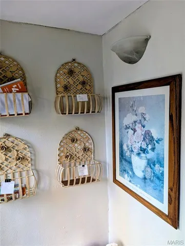 $489,000 | 2039 Maury Avenue, St. Louis, MO 63110