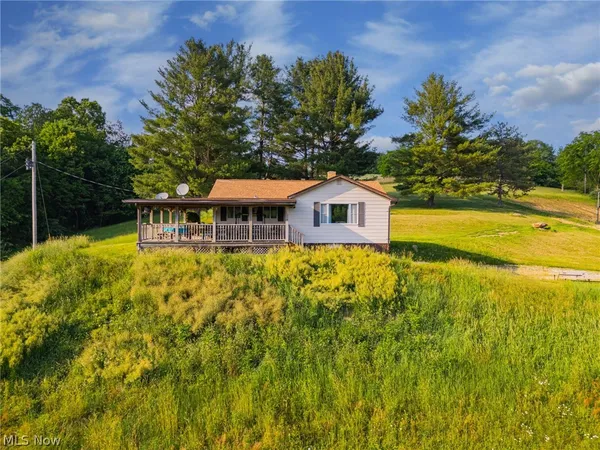 $349,000 | 23219 Twp Road 409, Warsaw, OH 43844