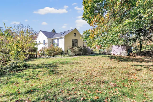 $449,900 | 104 Sperry Drive, Guilford, CT 06437