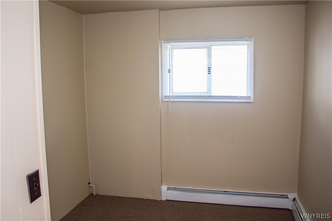 335 Austin Street Buffalo, NY 14207 - Photo 18 of 28