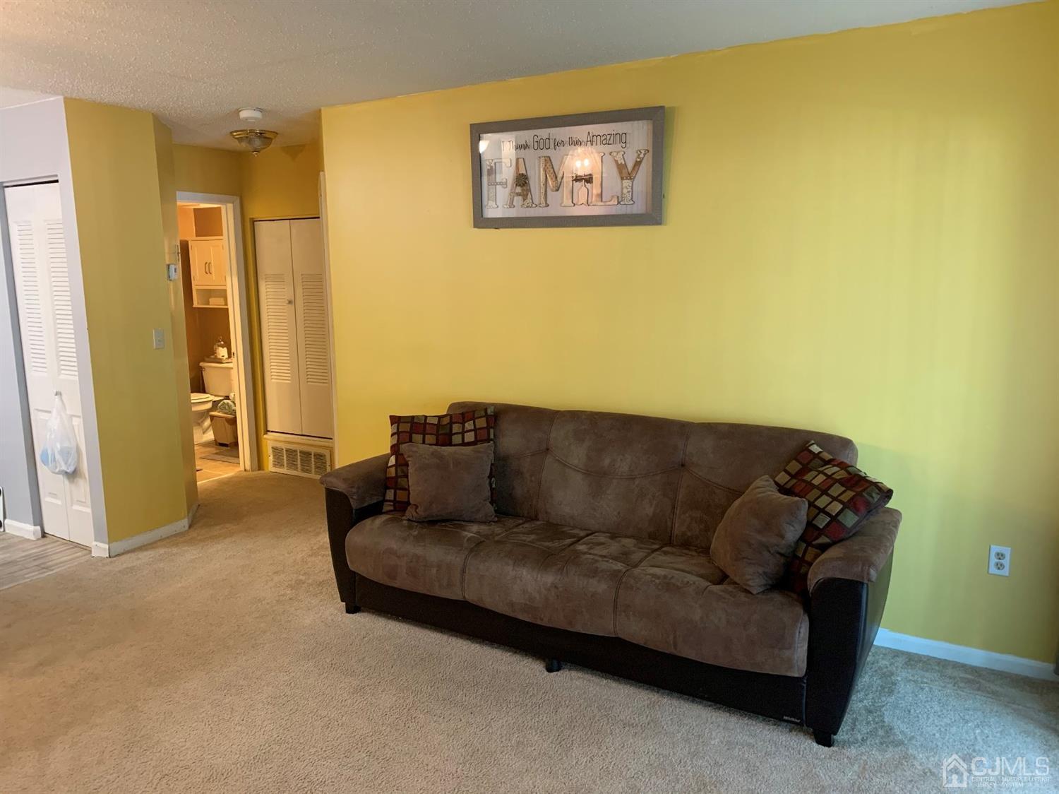 214 Edpas Road, Unit 214 New Brunswick, NJ 08901 - Photo 5 of 13 Gallery Image 5