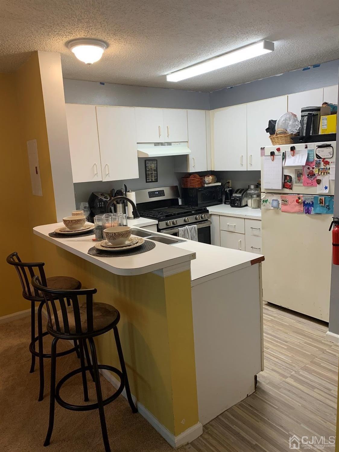 214 Edpas Road, Unit 214 New Brunswick, NJ 08901 - Photo 7 of 13 Gallery Image 7