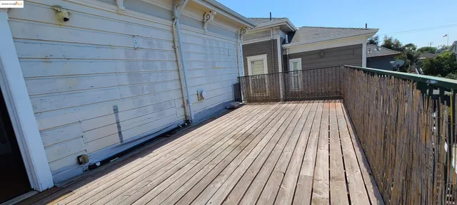 $799,000 | 2825 Market Street, Oakland, CA 94608