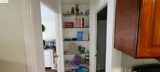 $799,000 | 2825 Market Street, Oakland, CA 94608