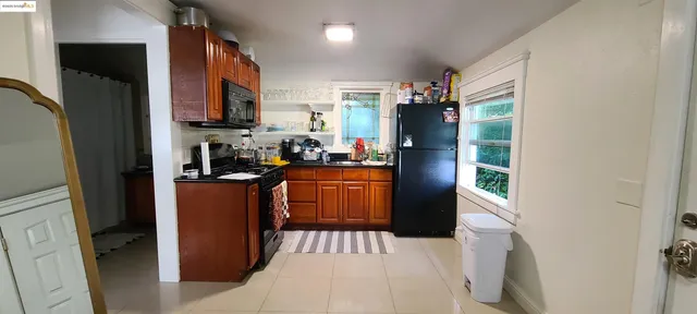 $799,000 | 2825 Market Street, Oakland, CA 94608