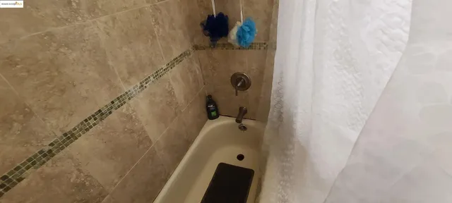 $799,000 | 2825 Market Street, Oakland, CA 94608