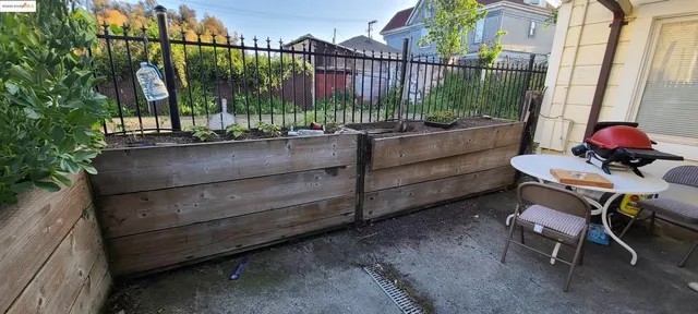 $799,000 | 2825 Market Street, Oakland, CA 94608