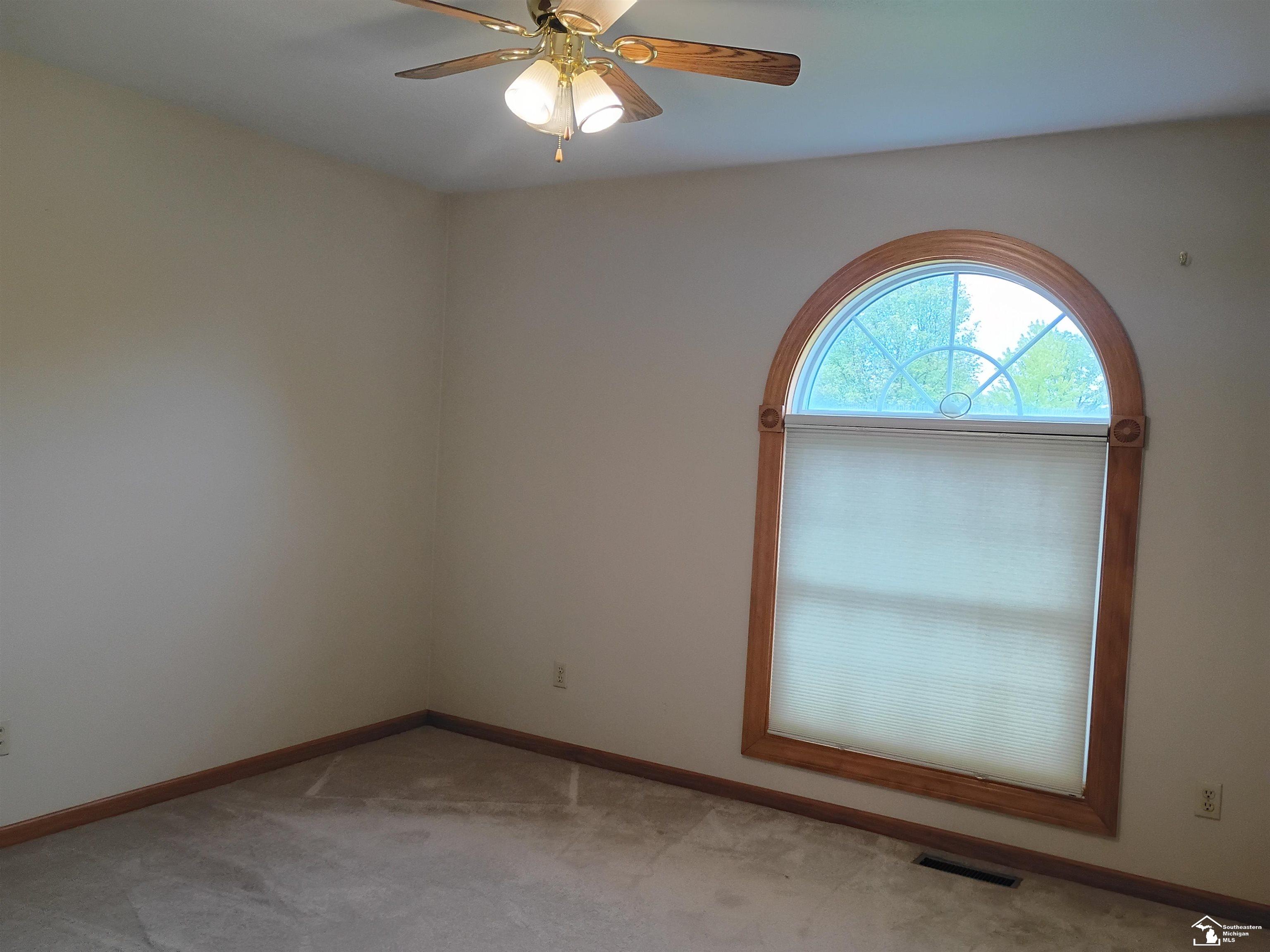 15496 Rutherford Boulevard Monroe, MI 48161 - Photo 26 of 60