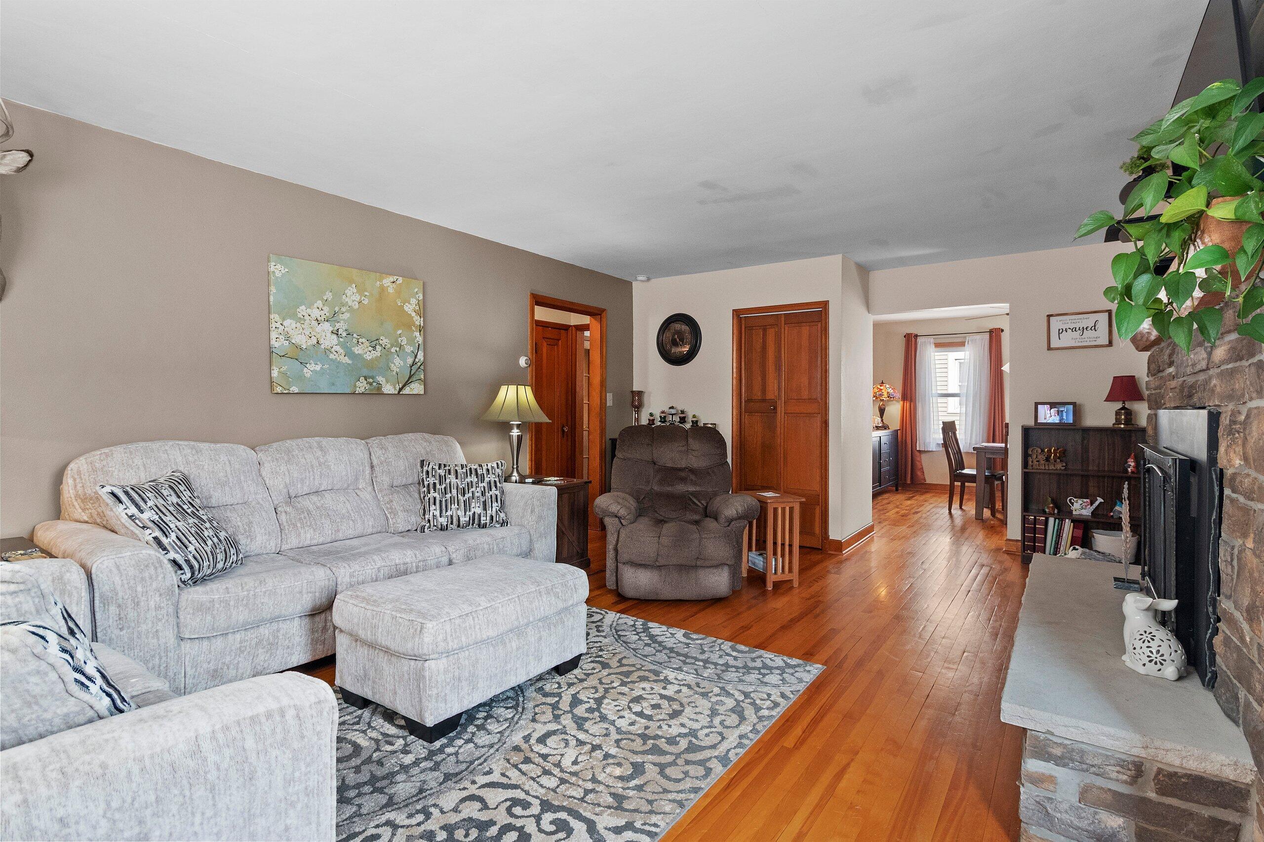 1710 24th Street Two Rivers, WI 54241 - Photo 22 of 50 034-171024thStreet-TwoRivers-WI-54241-SM