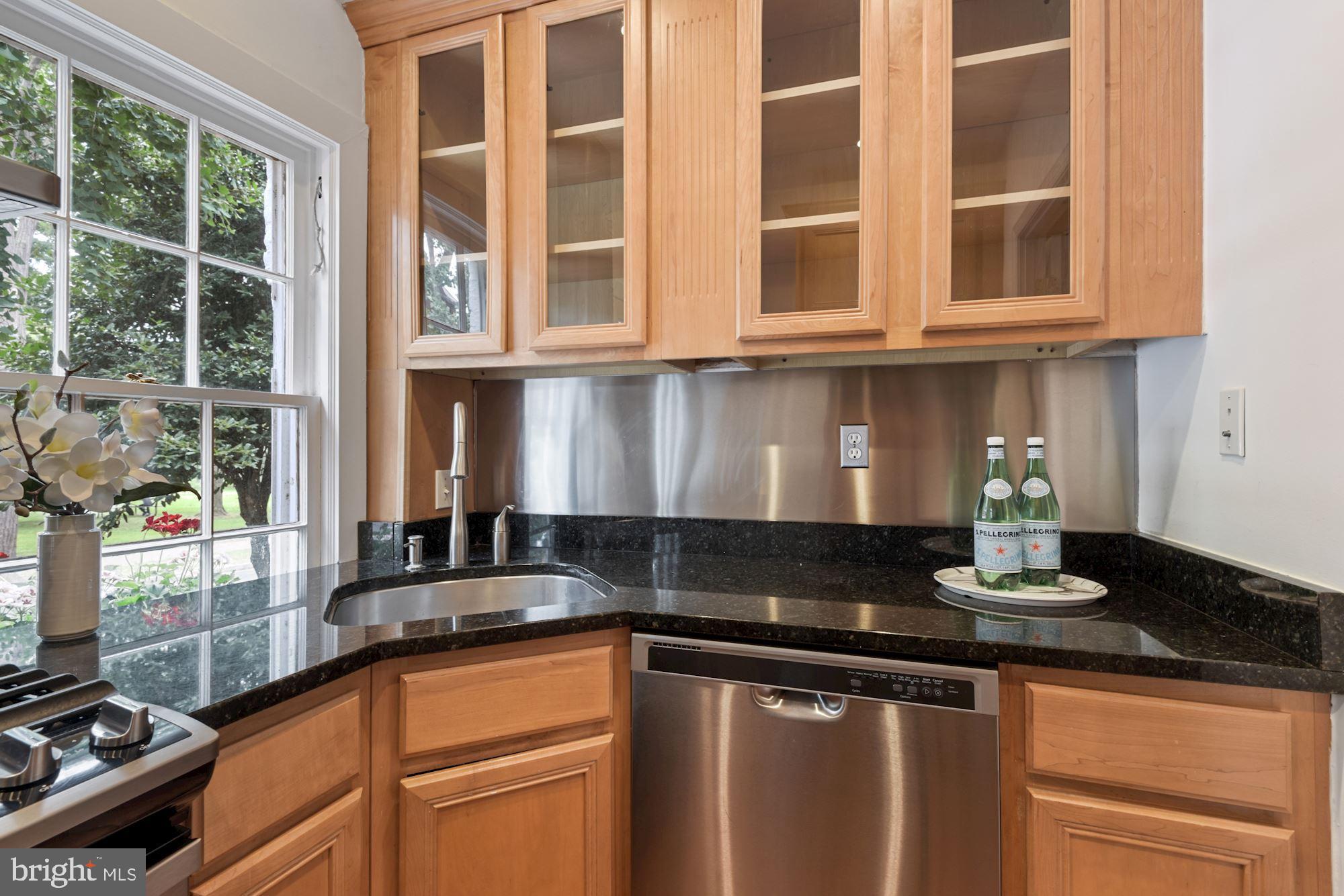 1320 27th Street Northwest Washington, DC 20007 - Photo 12 of 38