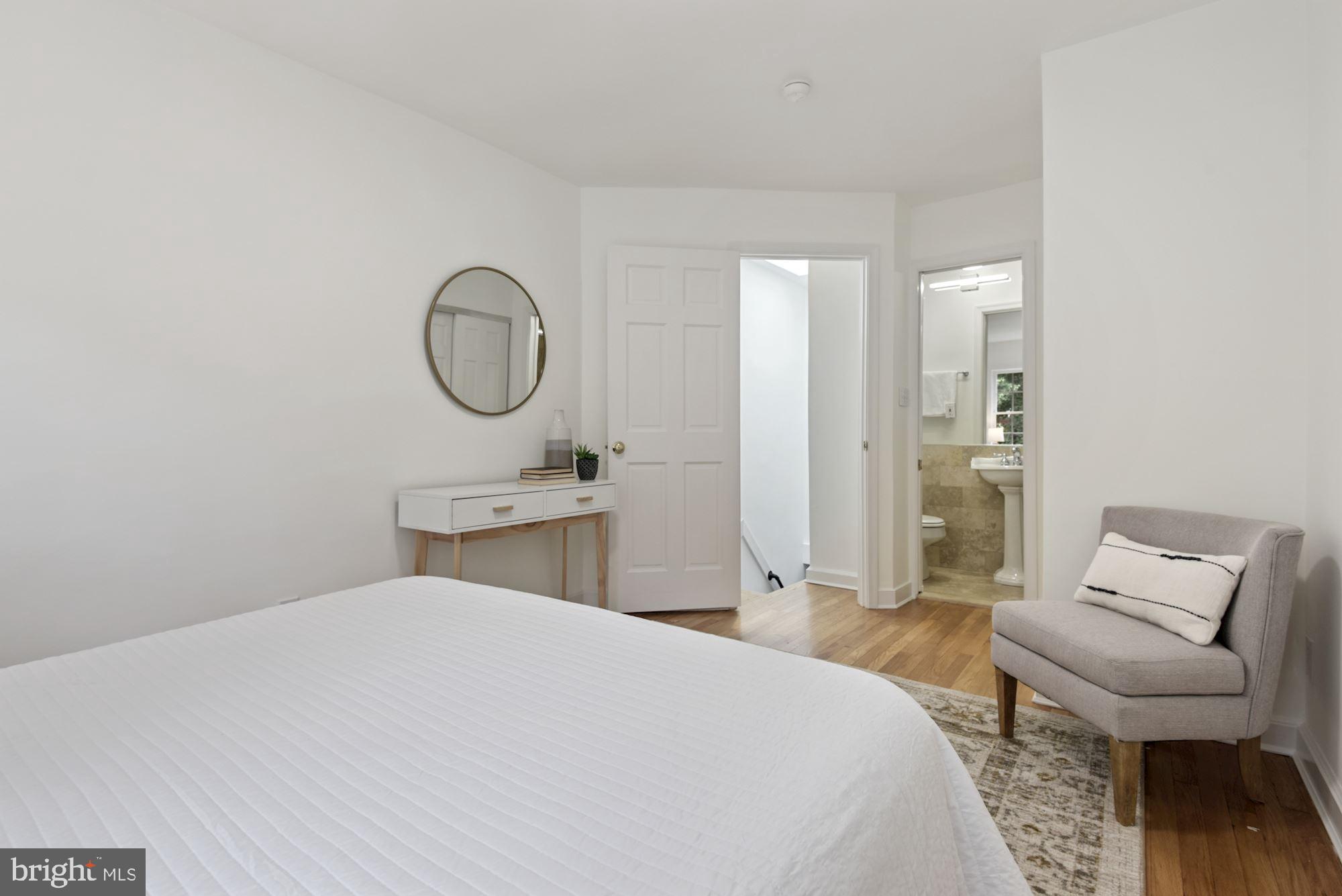 1320 27th Street Northwest Washington, DC 20007 - Photo 17 of 38