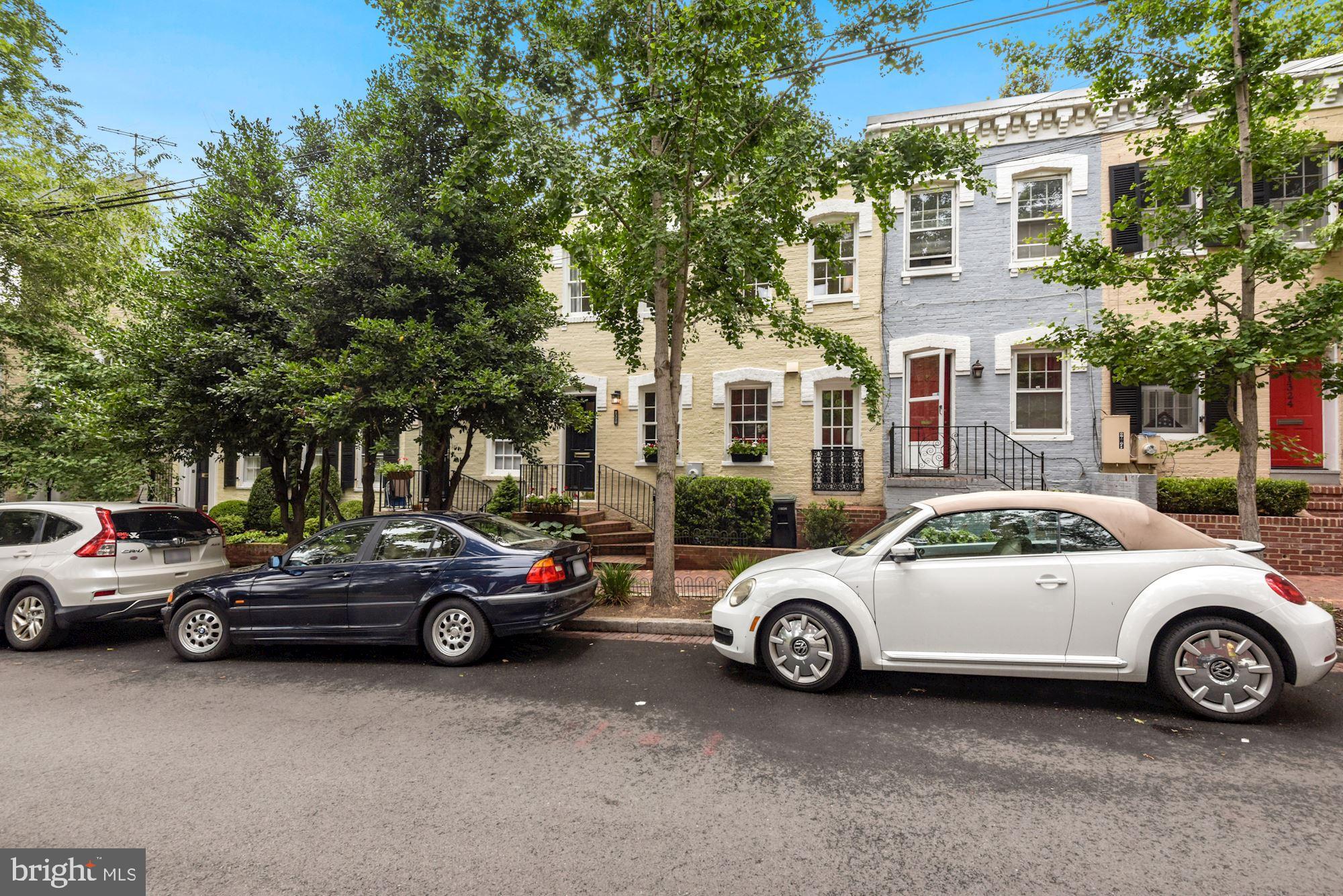 1320 27th Street Northwest Washington, DC 20007 - Photo 2 of 38