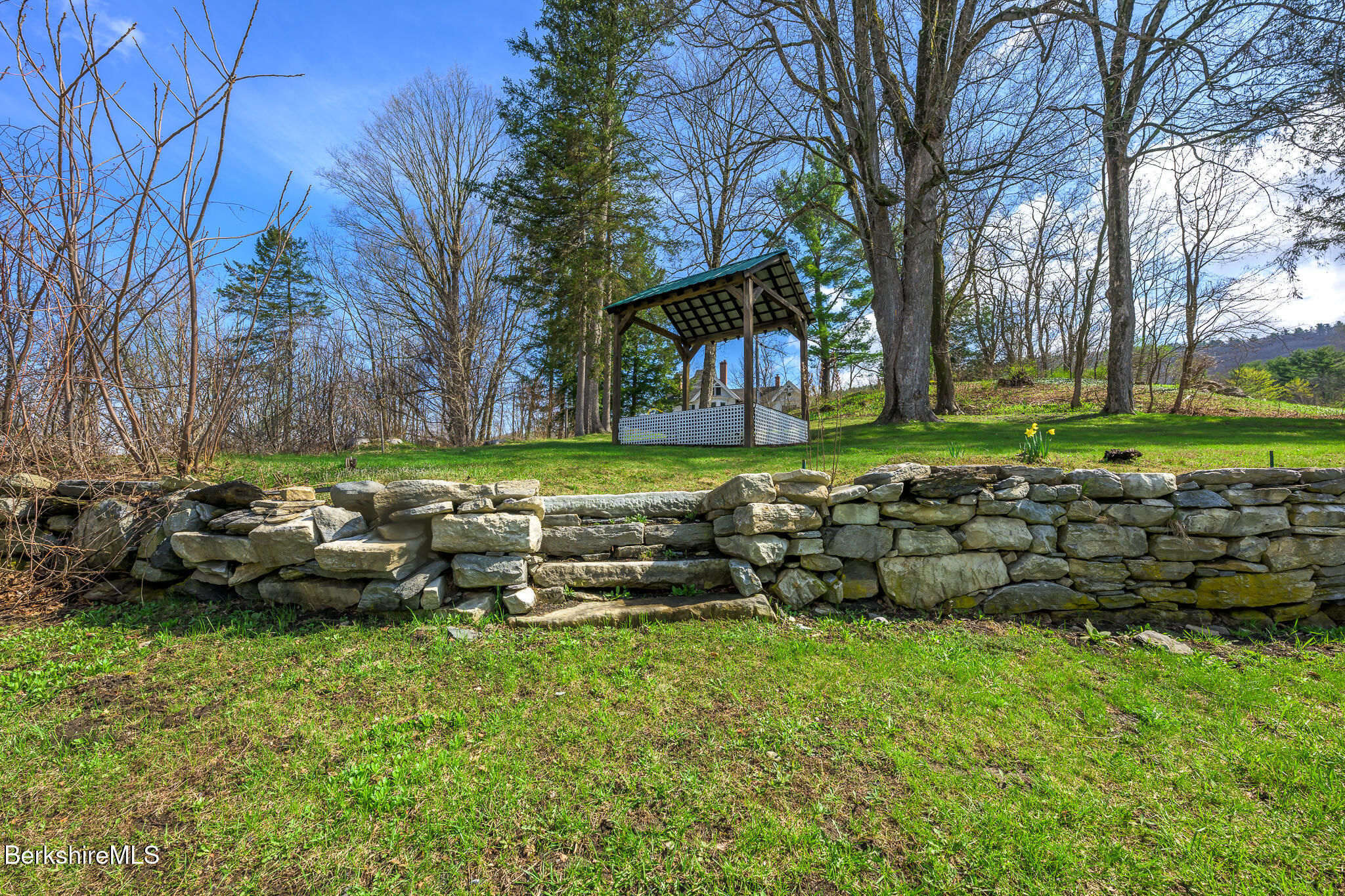 21 Stockbridge Road West Stockbridge, MA 01266 - Photo 50 of 57 Screen - 21 Stockbridge Rd West Stockbri