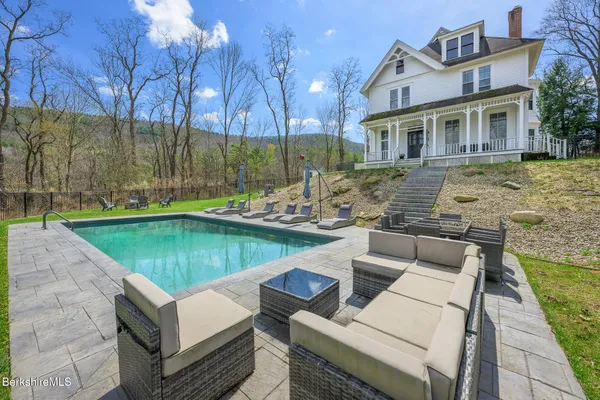$1,199,000 | 21 Stockbridge Road, West Stockbridge, MA 01266