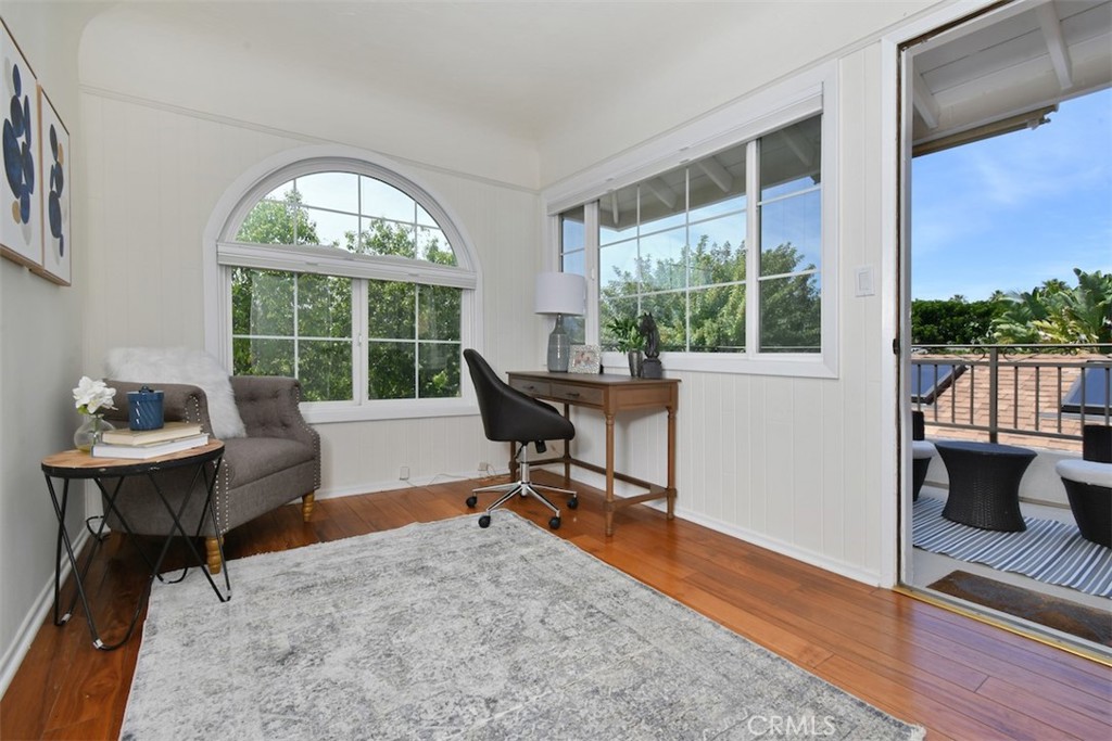 3935 Bon Homme Road Calabasas, CA 91302 - Photo 50 of 64 a work room with furniture and a window