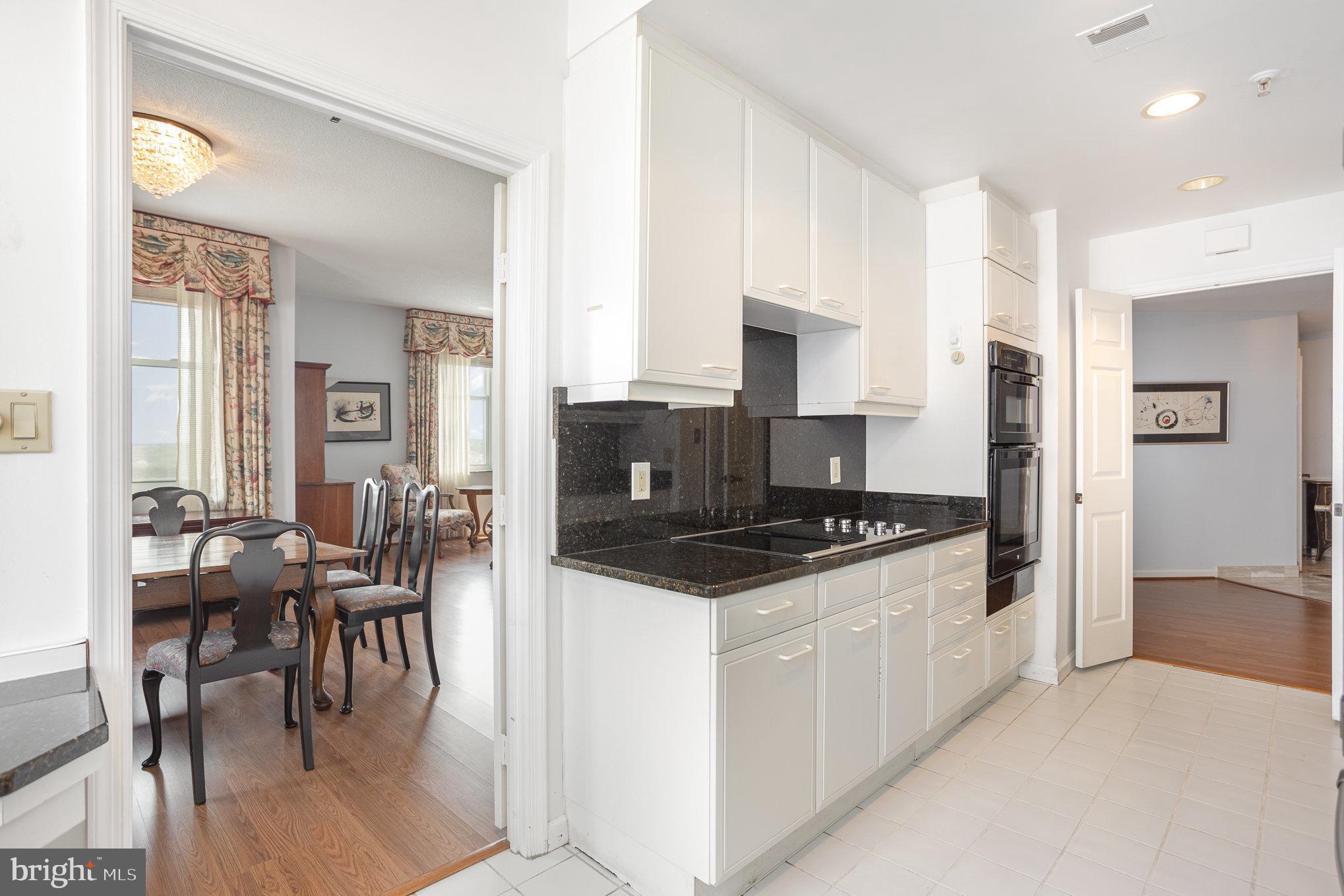3801 Canterbury Road, Unit 817 Baltimore, MD 21218 - Photo 12 of 33 Kitchen