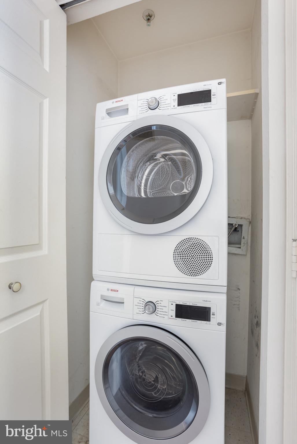 3801 Canterbury Road, Unit 817 Baltimore, MD 21218 - Photo 24 of 33 Stack Washer & Dryer