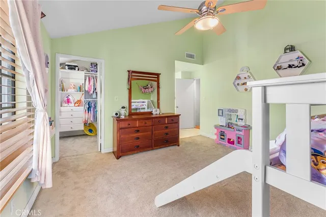 a bed room with a bed