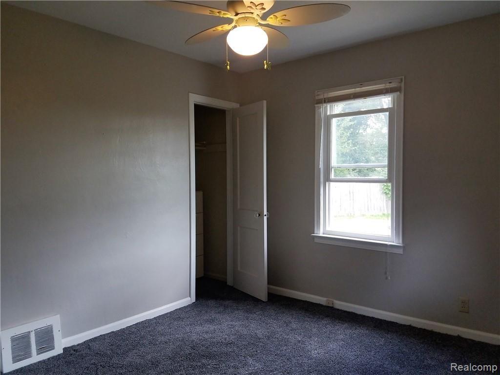 4501 Red Arrow Road Flint, MI 48507 - Photo 22 of 41