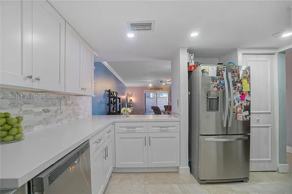 $2,995 | 14330 Southwest 97th Lane, Miami, FL 33186