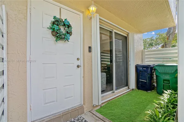 $2,995 | 14330 Southwest 97th Lane, Miami, FL 33186