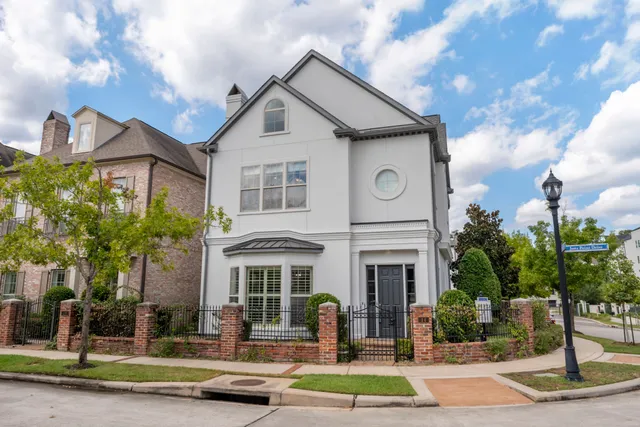 $7,900 | 14 Jetty Point Drive, The Woodlands, TX 77380