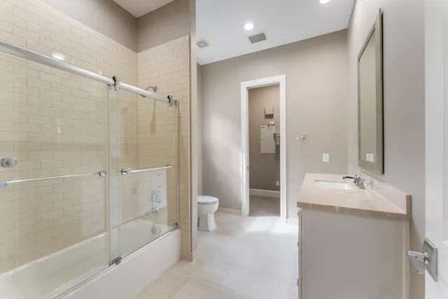 $7,900 | 14 Jetty Point Drive, The Woodlands, TX 77380