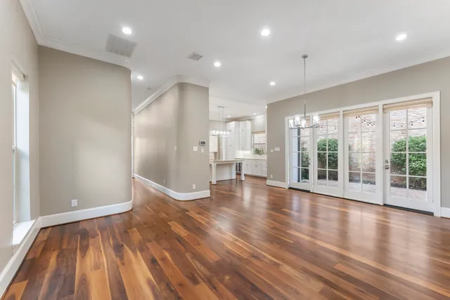 $7,900 | 14 Jetty Point Drive, The Woodlands, TX 77380