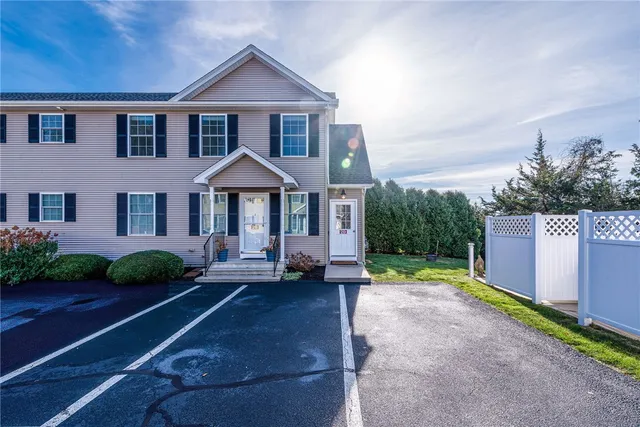 $381,714 | 10 Josephine Drive, Unit 2D, Charlestown, RI 02813