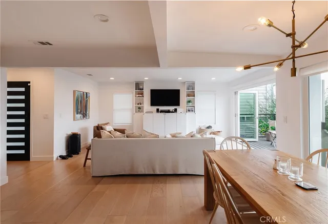 $1,999,999 | 1865 Hillcrest Drive, Hermosa Beach, CA 90254