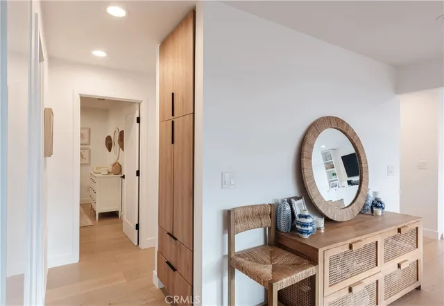 $1,999,999 | 1865 Hillcrest Drive, Hermosa Beach, CA 90254