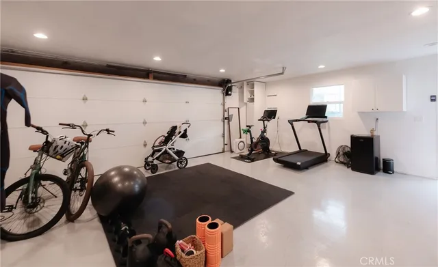 $1,999,999 | 1865 Hillcrest Drive, Hermosa Beach, CA 90254