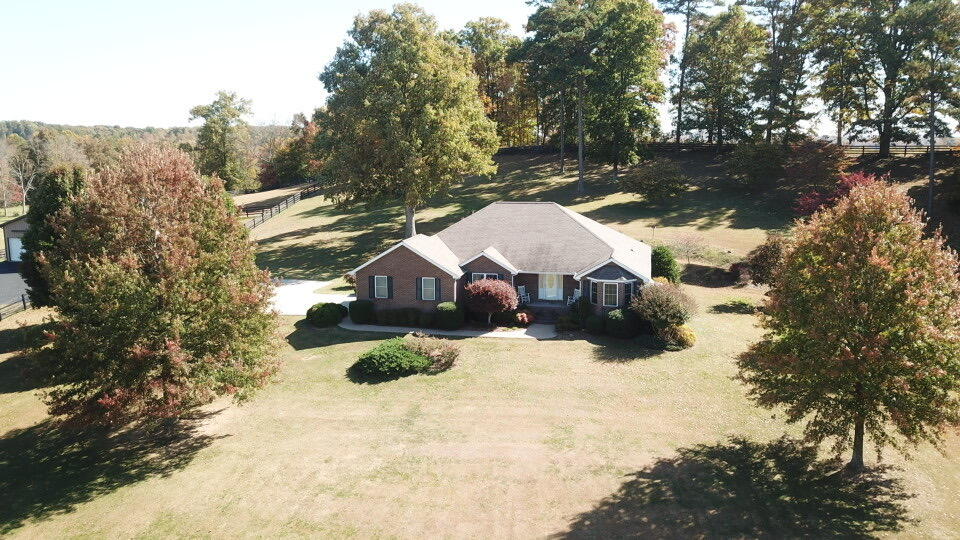 2320 Lily Road London, KY 40744 - Photo 4 of 80 2D9682CB-B868-4A97-8370-B6CB7F4F690E