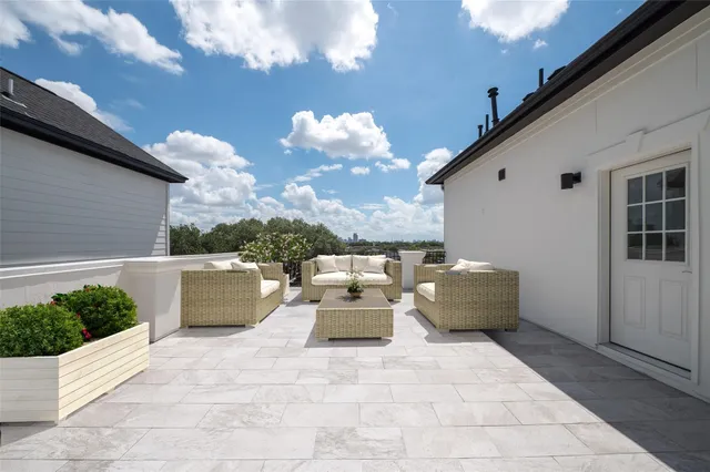 a view of pool with yard