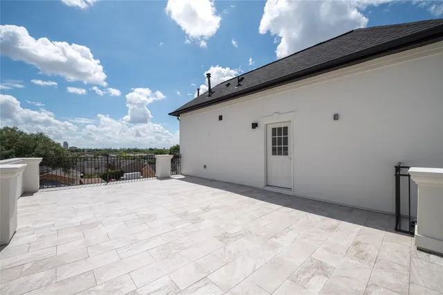 $3,600 | 3327 Beverly Forest Drive, Houston, TX 77057