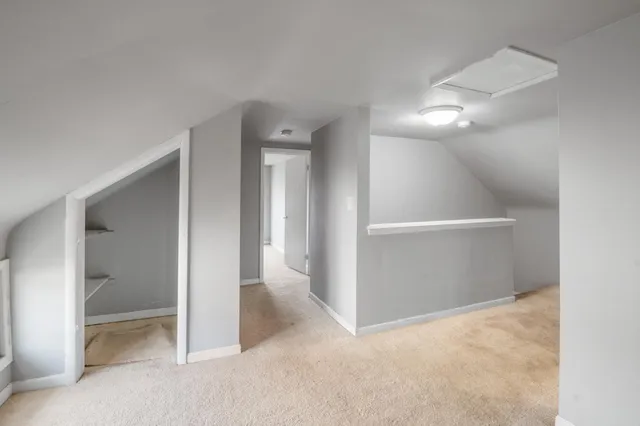 $219,900 | 725 North Irwin Avenue, Green Bay, WI 54302