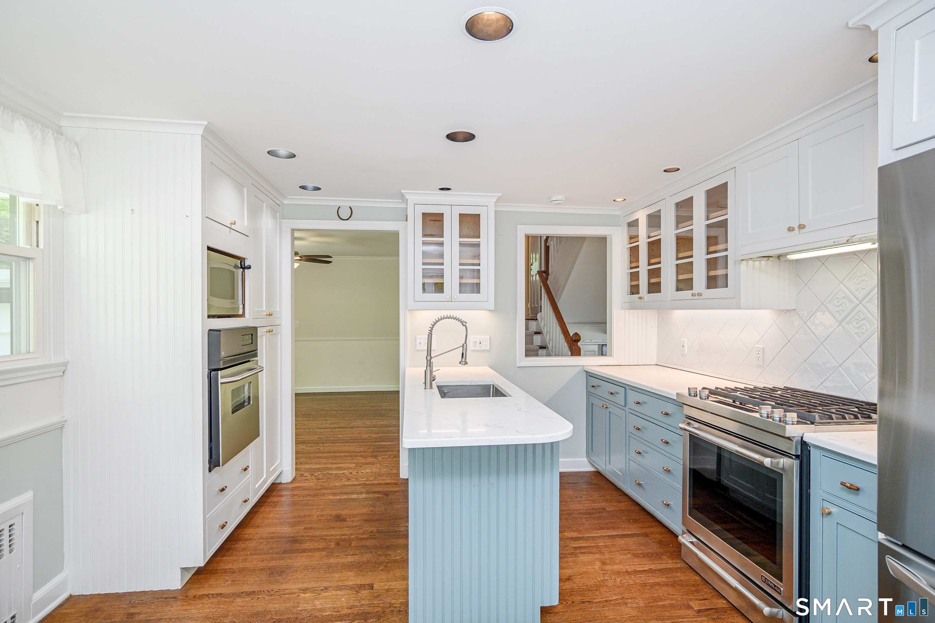 77 Crest Road Middlebury, CT 06762 - Photo 12 of 38 Gallery Image 12