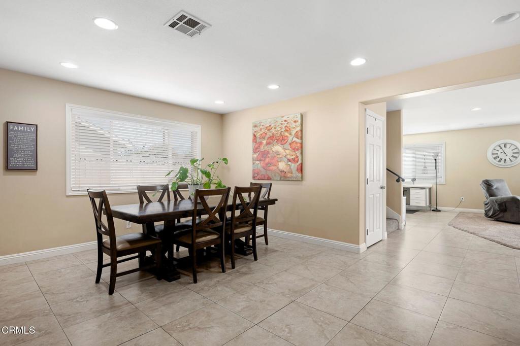 357 Colgate Street Santa Paula, CA 93060 - Photo 8 of 25
