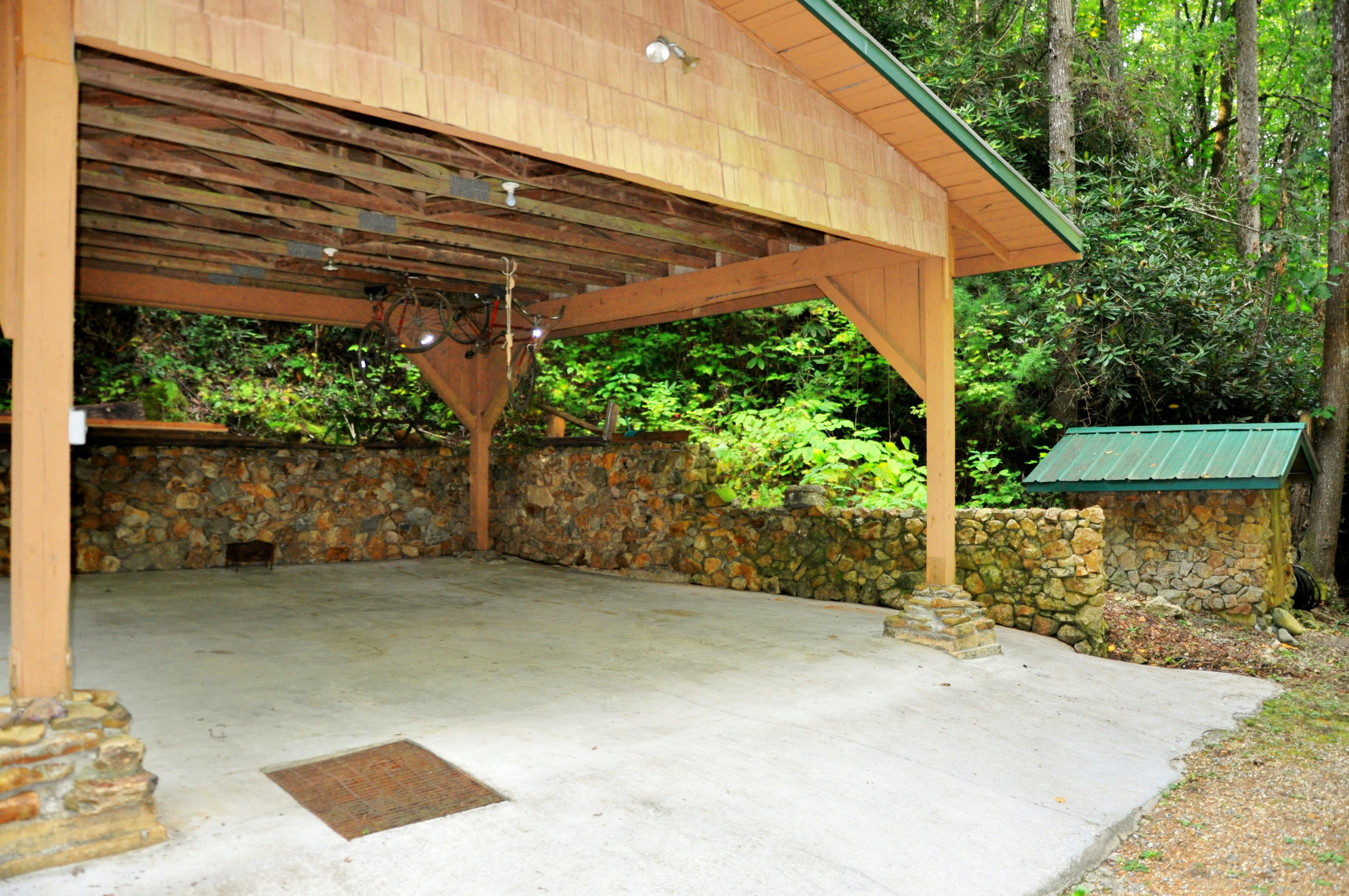 2030 Chilhowee Loop Walland, TN 37886 - Photo 4 of 34 Saddle Ridge 019