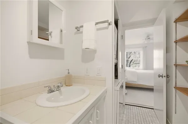 $795,000 | 364 Bellevue Avenue, Unit A6, Newport, RI 02840