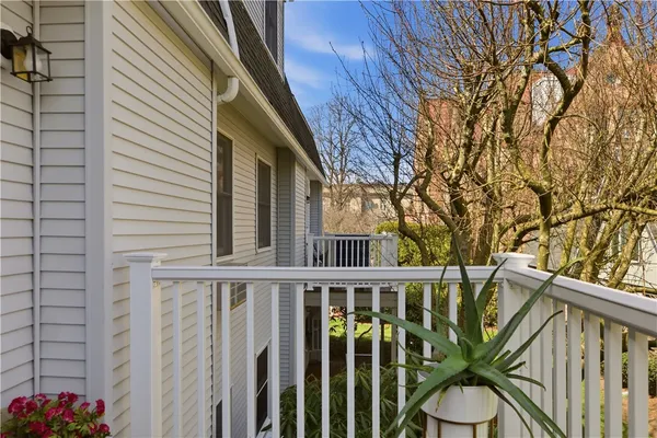 $795,000 | 364 Bellevue Avenue, Unit A6, Newport, RI 02840