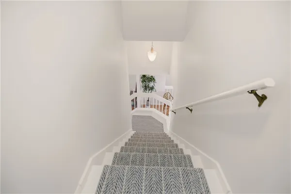 $795,000 | 364 Bellevue Avenue, Unit A6, Newport, RI 02840