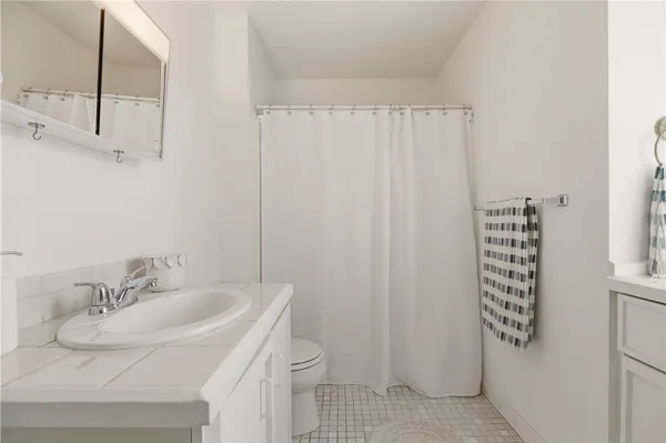 $795,000 | 364 Bellevue Avenue, Unit A6, Newport, RI 02840