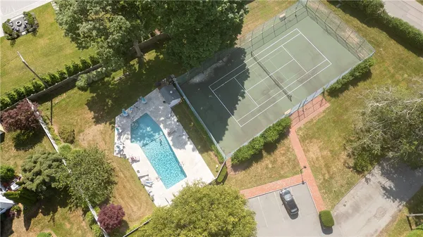 $795,000 | 364 Bellevue Avenue, Unit A6, Newport, RI 02840