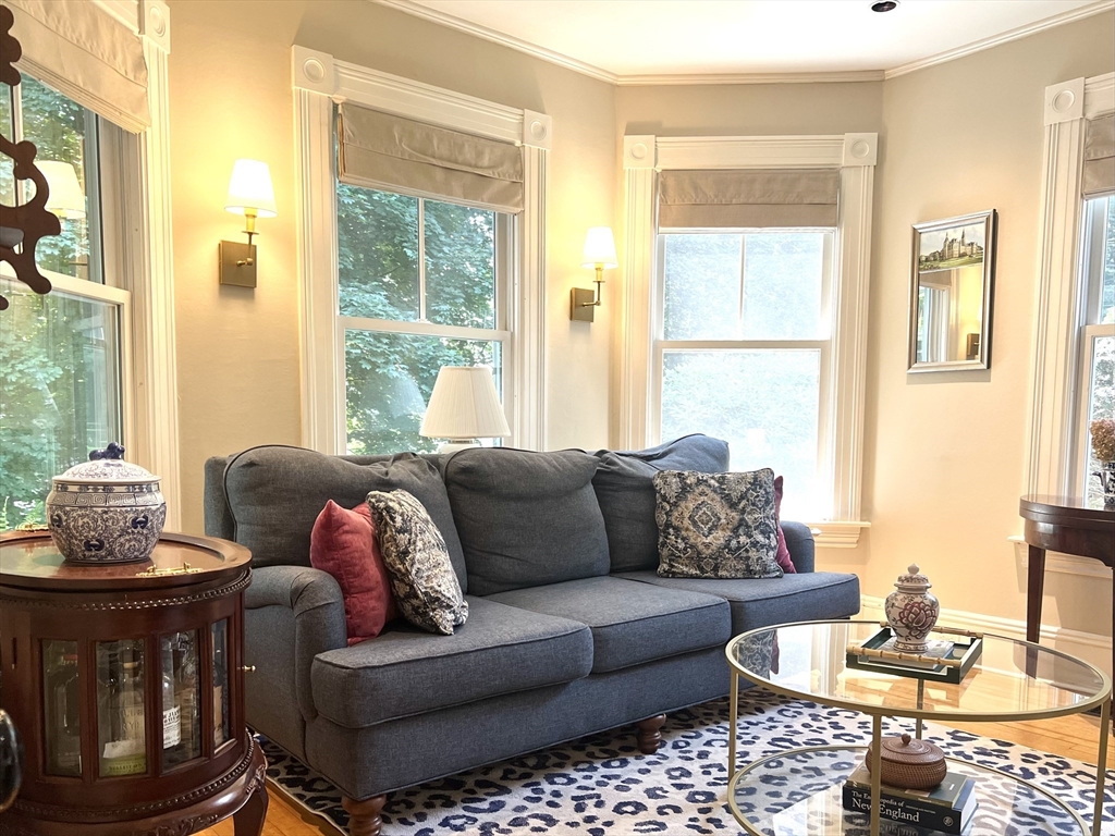 33 Gaylord Street Amherst, MA 01002 - Photo 5 of 42