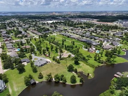 $699,000 | 3633 Holly Hill Road, Lake Charles, LA 70605