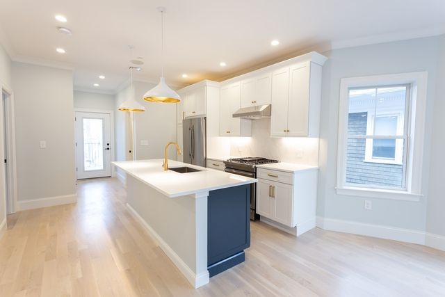 $870,000 | 24-1 Roseclair Street, Unit 1A, Boston, MA 02125