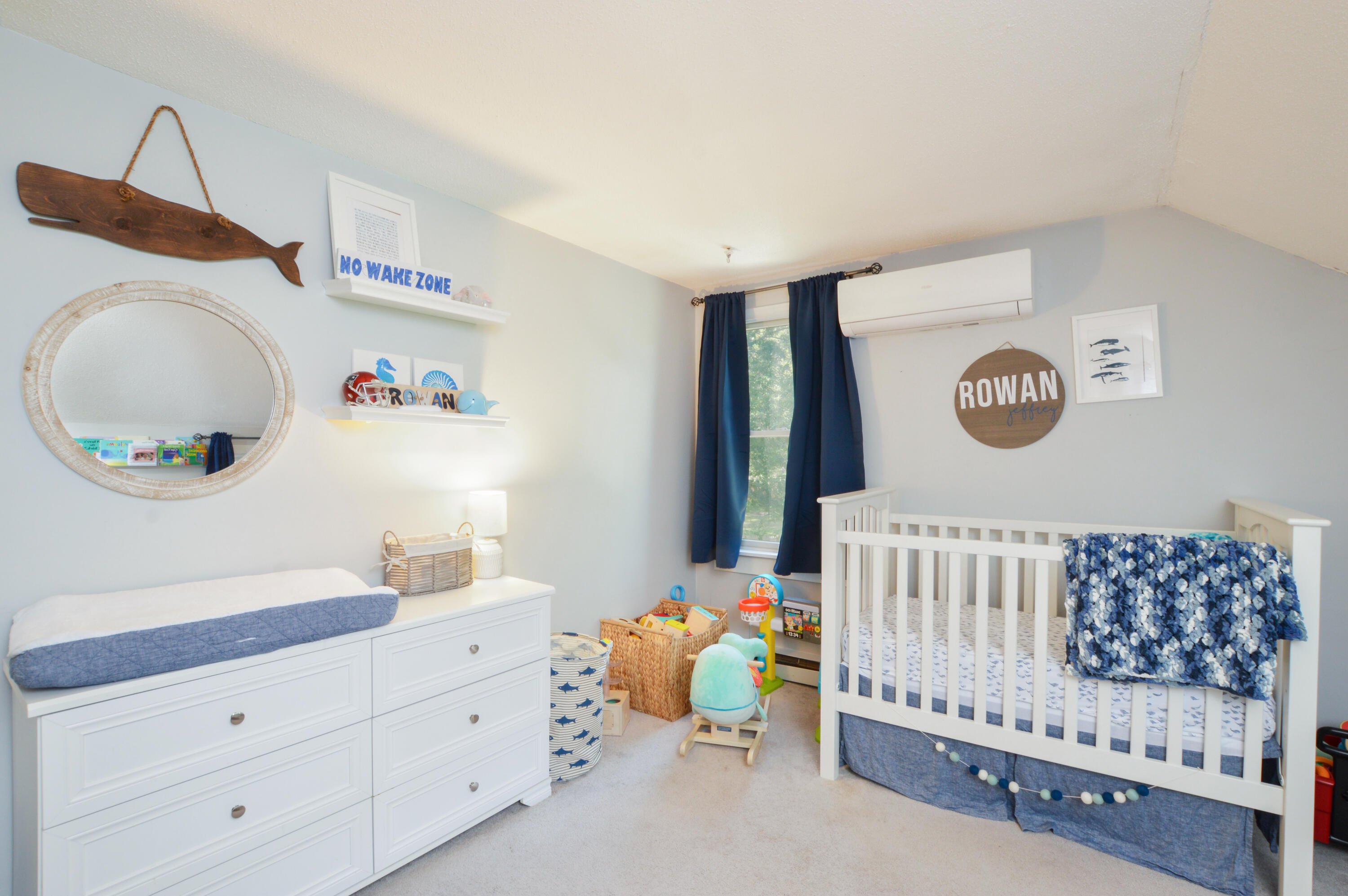 829 Pitcher's Way Hyannis, MA 02601 - Photo 17 of 32 a bedroom with a bed and a window