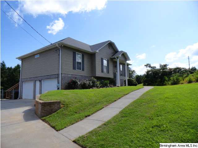 715 Isbell Road Odenville, AL 35120 - Photo 14 of 17